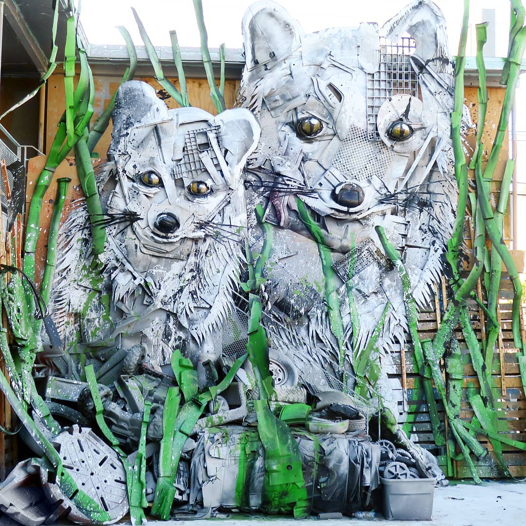 Bordalo II Snow Foxes 1860451114386984202