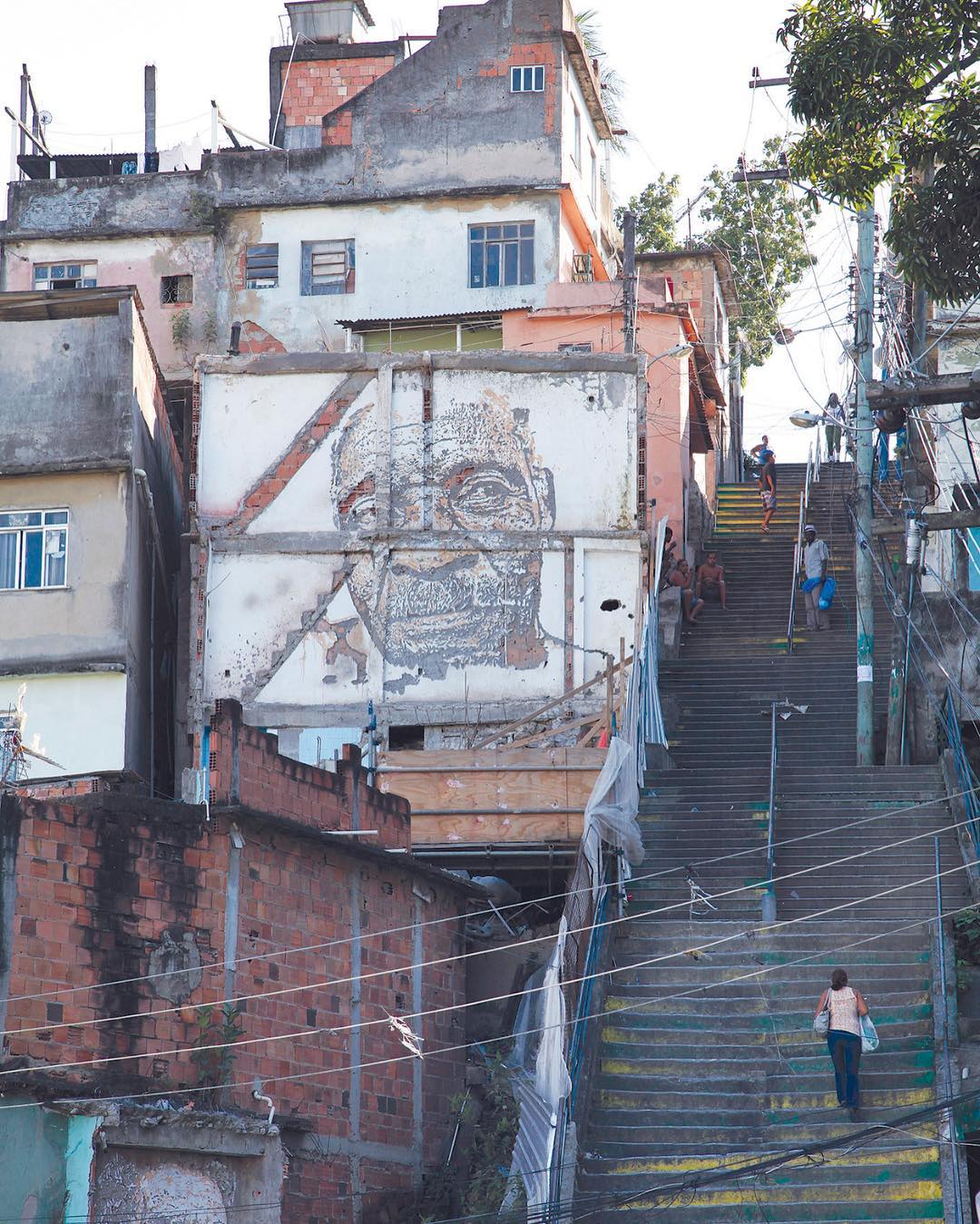 vhils Brasil 2011 h 1970277977245766731