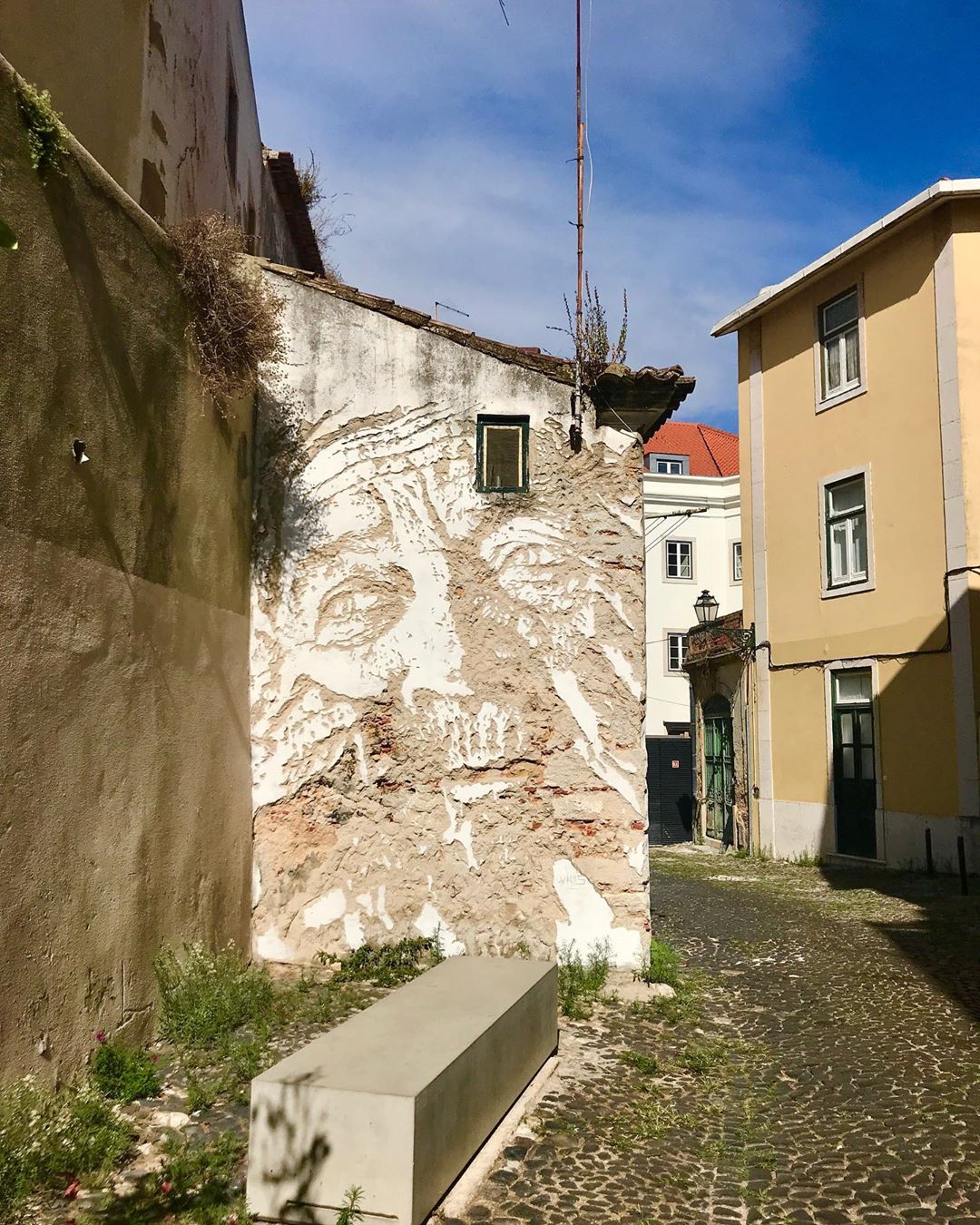 vhils Lisbon 2012 2186689679626493672