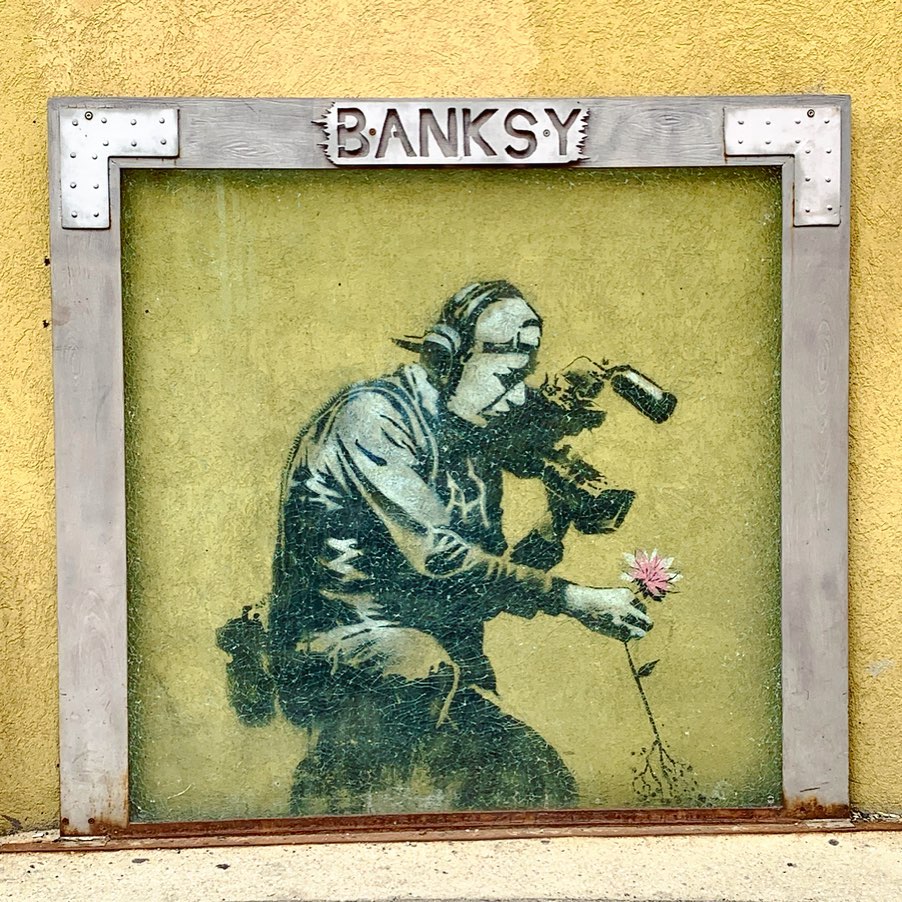bansky Finding Bansky BzmOlNflhrG