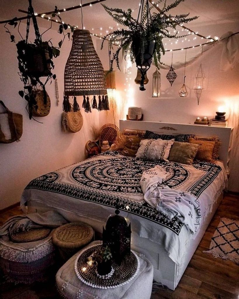 15 Bohemian Bedroom Ideas For An Artistic Home