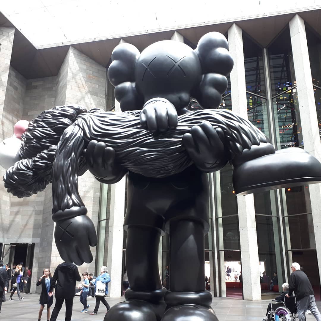 kaws gone 2018 B3jV2AMAuEN