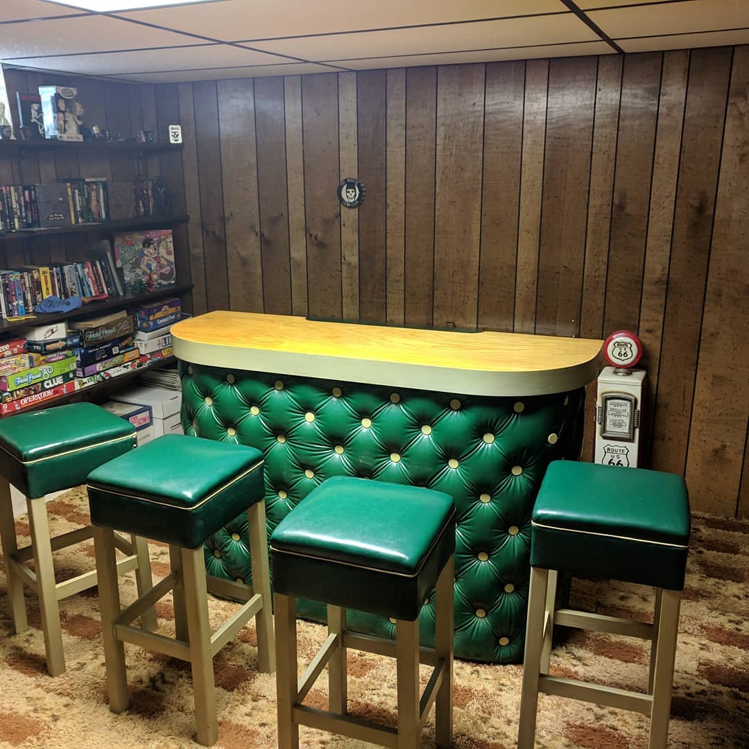 basement bar 3