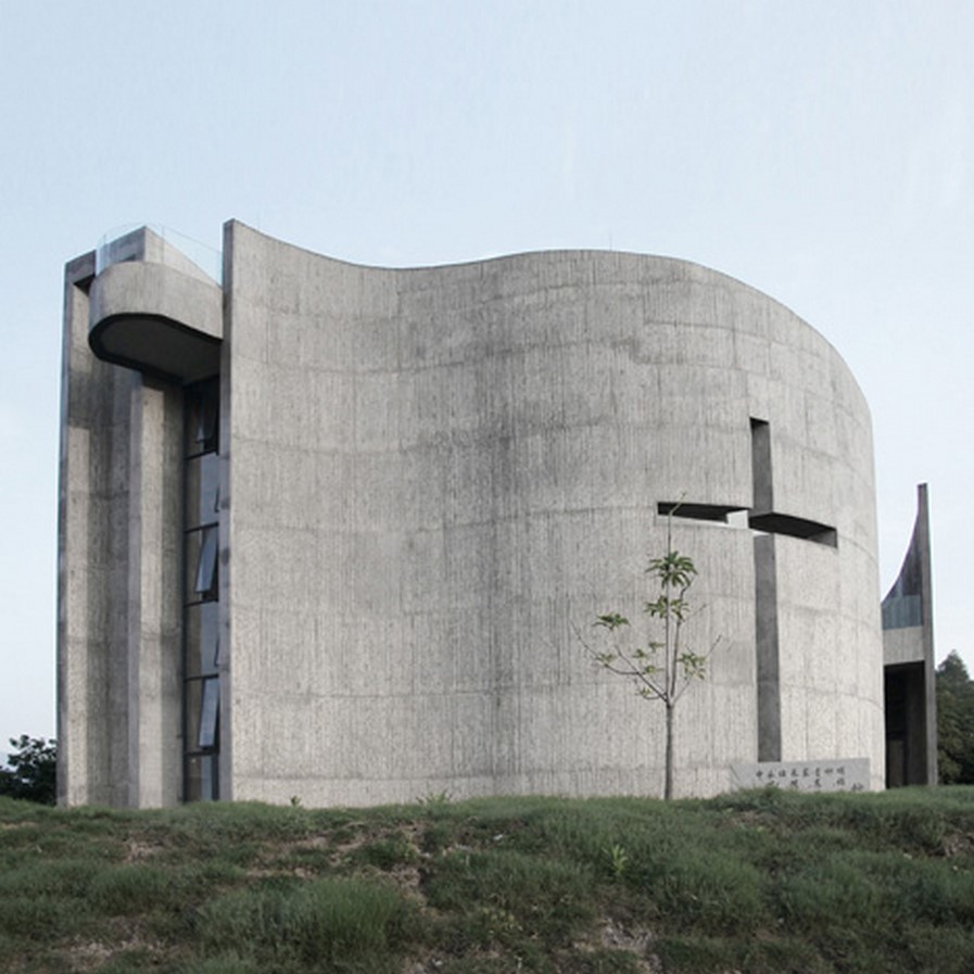 A3545 20 Examples of Modern Church Architecture Image 32