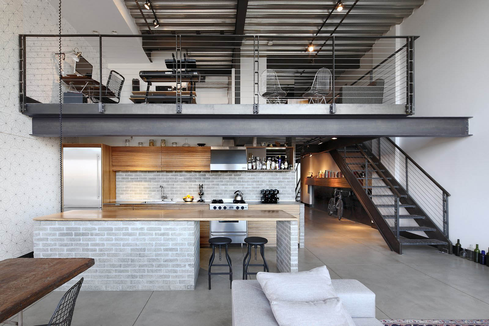 loft 4